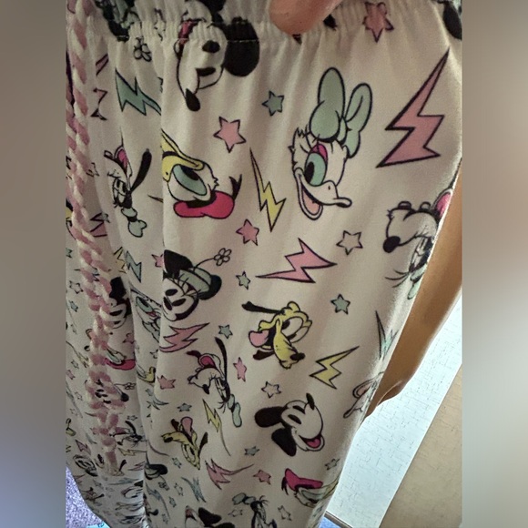 Disney, character pajama bottoms with gathered ankles. Sz L (12-14) - Picture 2 of 6